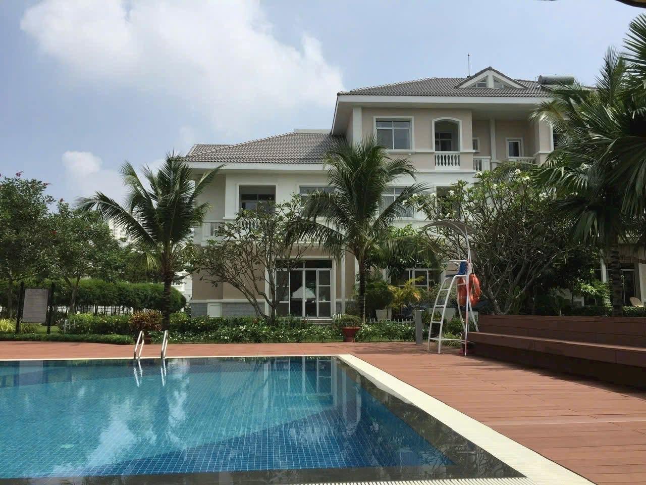 Bán Biệt Thự Liên Kế Chateau Phú Mỹ Hưng Q7 - Căn Góc Hướng Tây Tứ Trạch